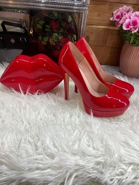 Red Patent High Heel Platform Pumps for Women